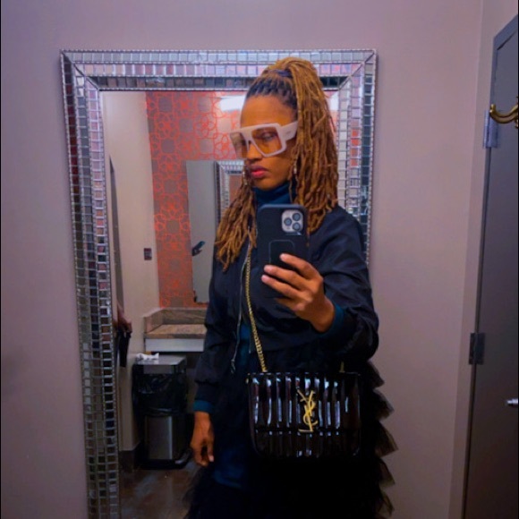 Meet your Posher, Winnie - Picture 2 of 2